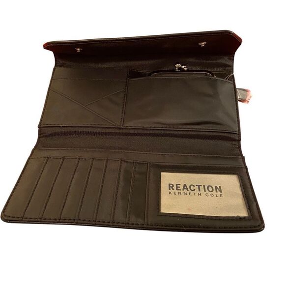 Kenneth Cole Reaction Black Clutch Wallet - Picture 4 of 5